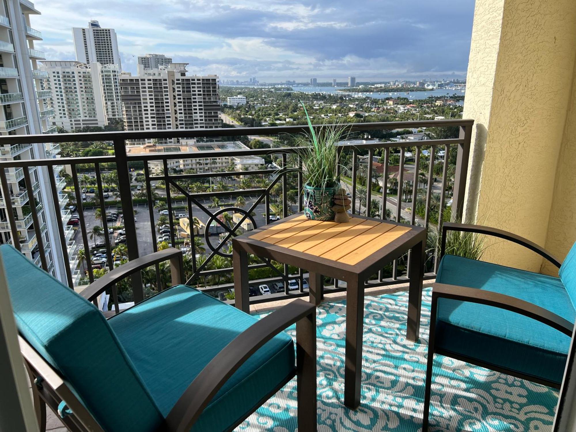 Oceanfront Palm Beach Resort & Spa Singer Island Riviera Beach Room photo