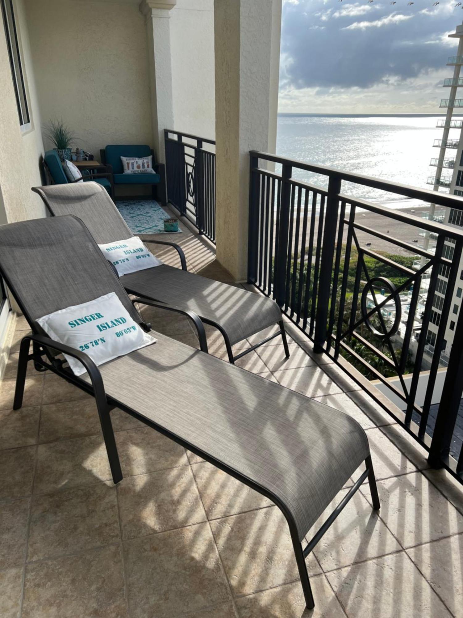 Oceanfront Palm Beach Resort & Spa Singer Island Riviera Beach Room photo