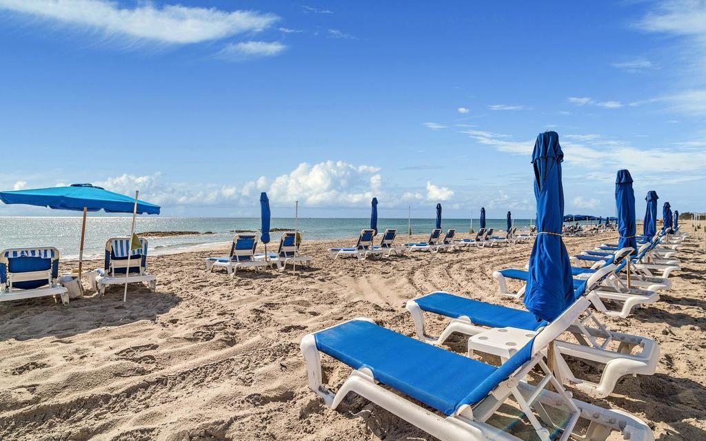 Oceanfront Palm Beach Resort & Spa Singer Island Riviera Beach Exterior photo